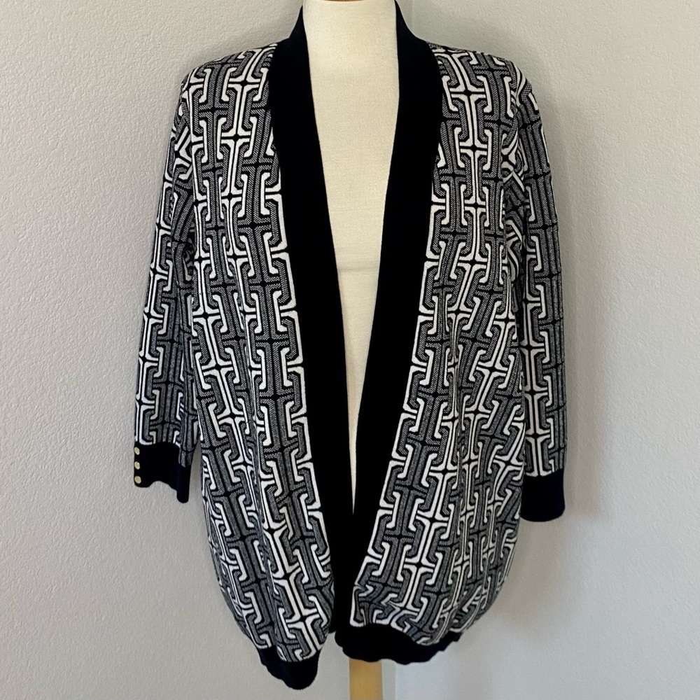 Preowned Anne Klein sweater size XL
